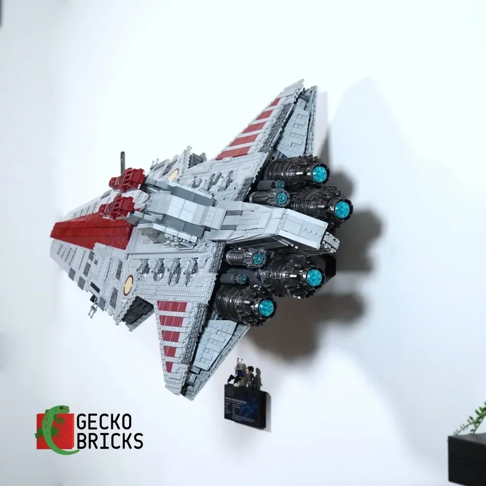 Wall Mount Display for Lego Star Wars UCS Venator Set 75367